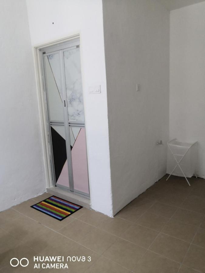 Abah 2 Room Homestay Пасир Гуданг Екстериор снимка